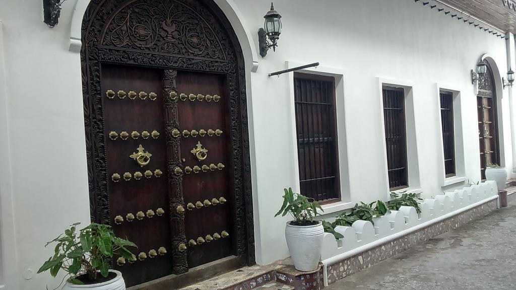 Tausi Palace Hotel Zanzibar Buitenkant foto