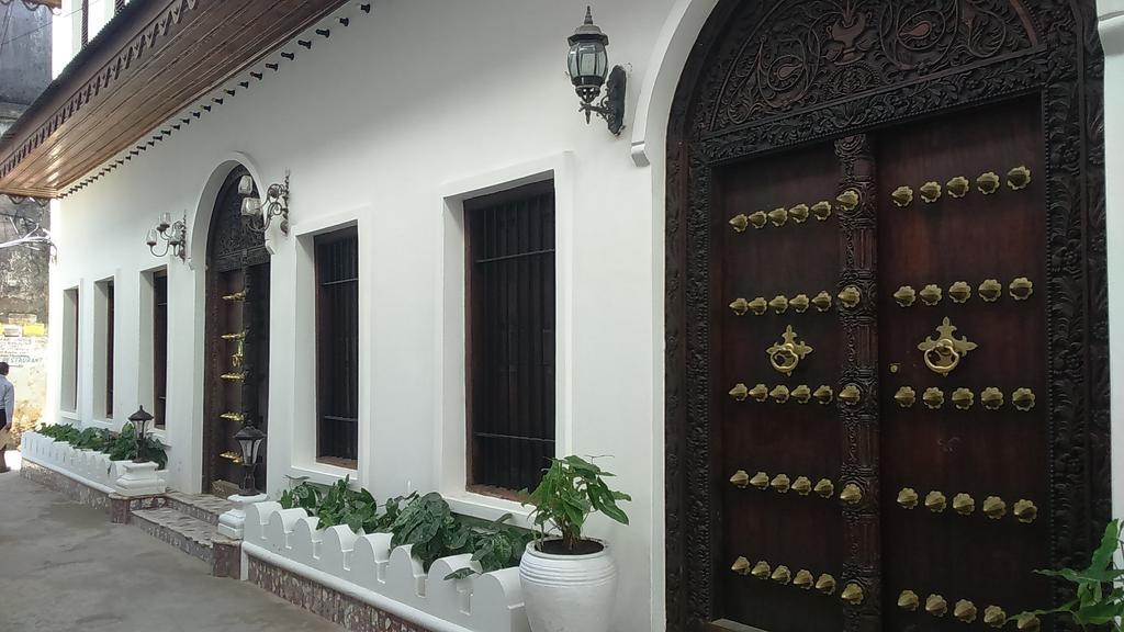 Tausi Palace Hotel Zanzibar Buitenkant foto