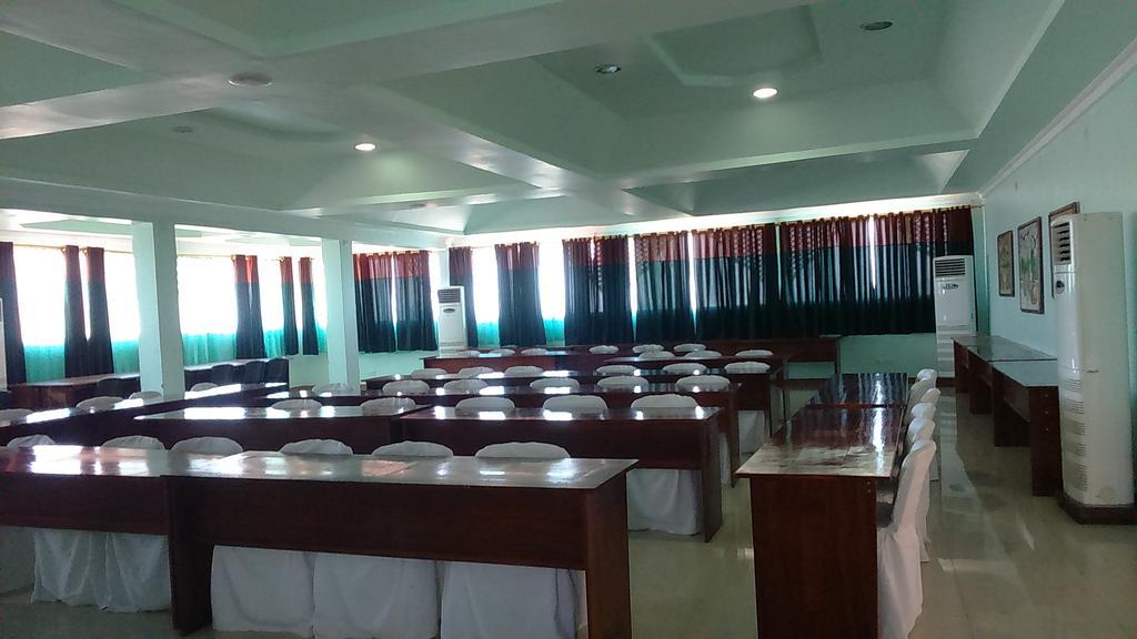 Tausi Palace Hotel Zanzibar Buitenkant foto