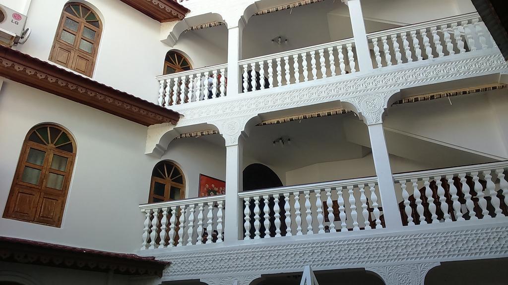 Tausi Palace Hotel Zanzibar Buitenkant foto