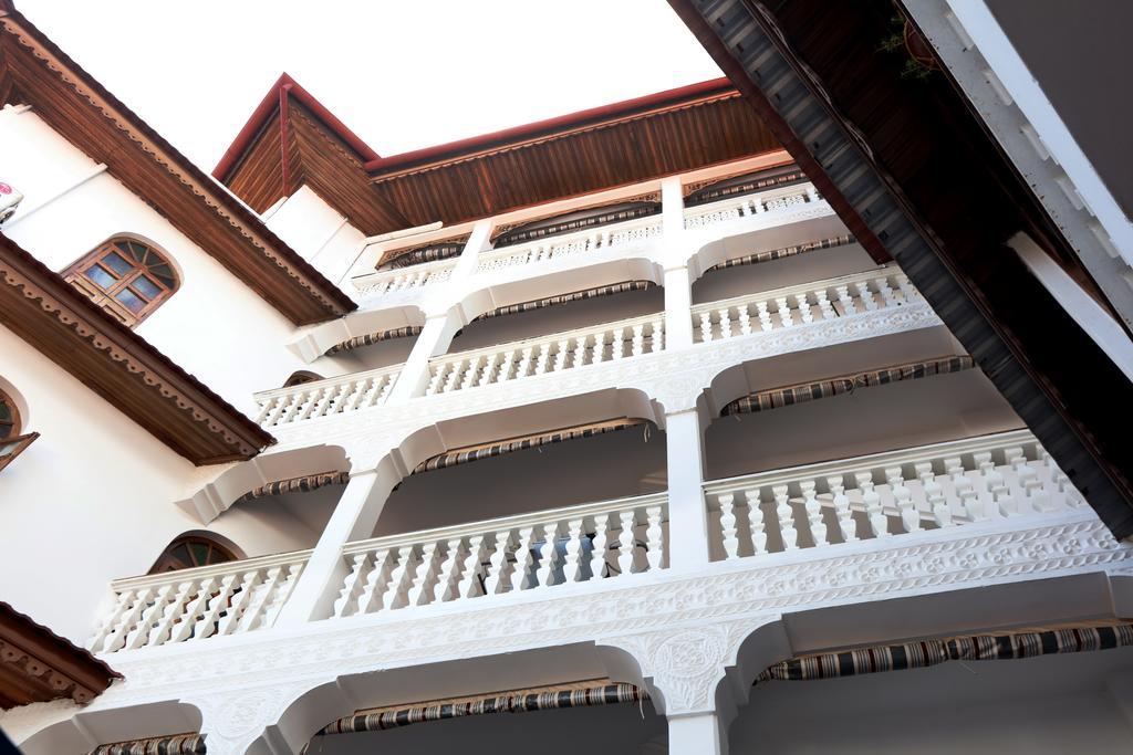 Tausi Palace Hotel Zanzibar Buitenkant foto