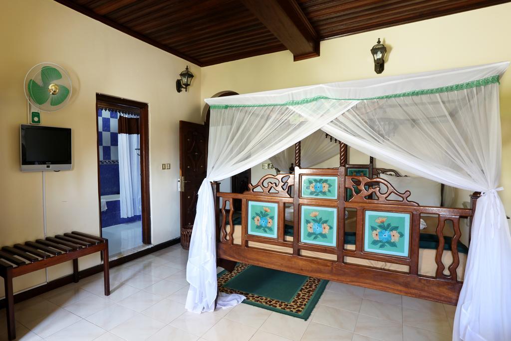 Tausi Palace Hotel Zanzibar Buitenkant foto