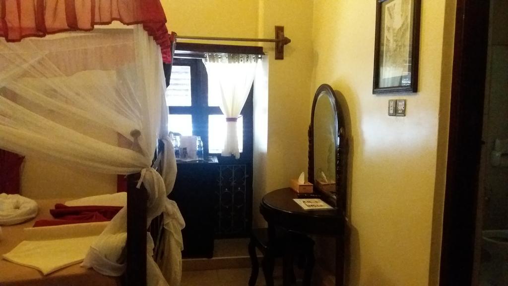 Tausi Palace Hotel Zanzibar Buitenkant foto