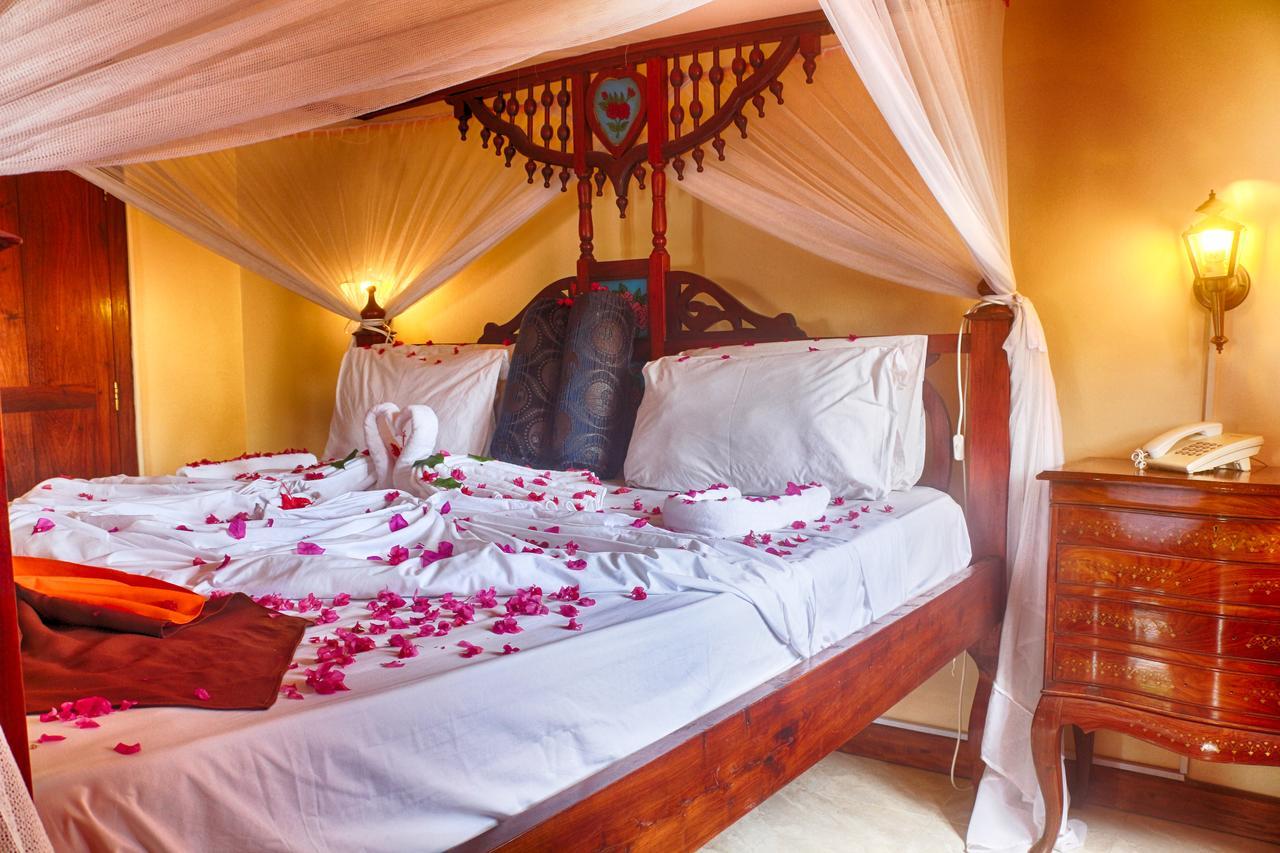 Tausi Palace Hotel Zanzibar Buitenkant foto