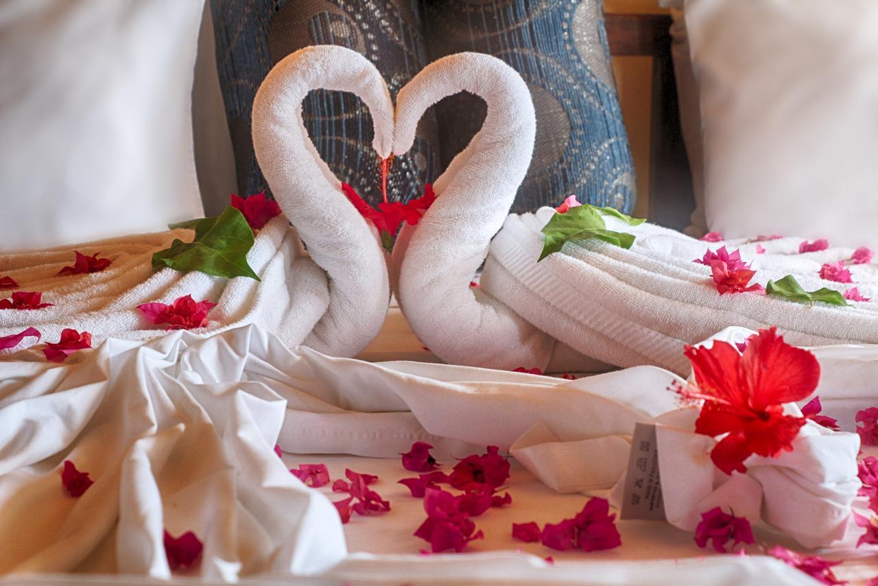 Tausi Palace Hotel Zanzibar Buitenkant foto