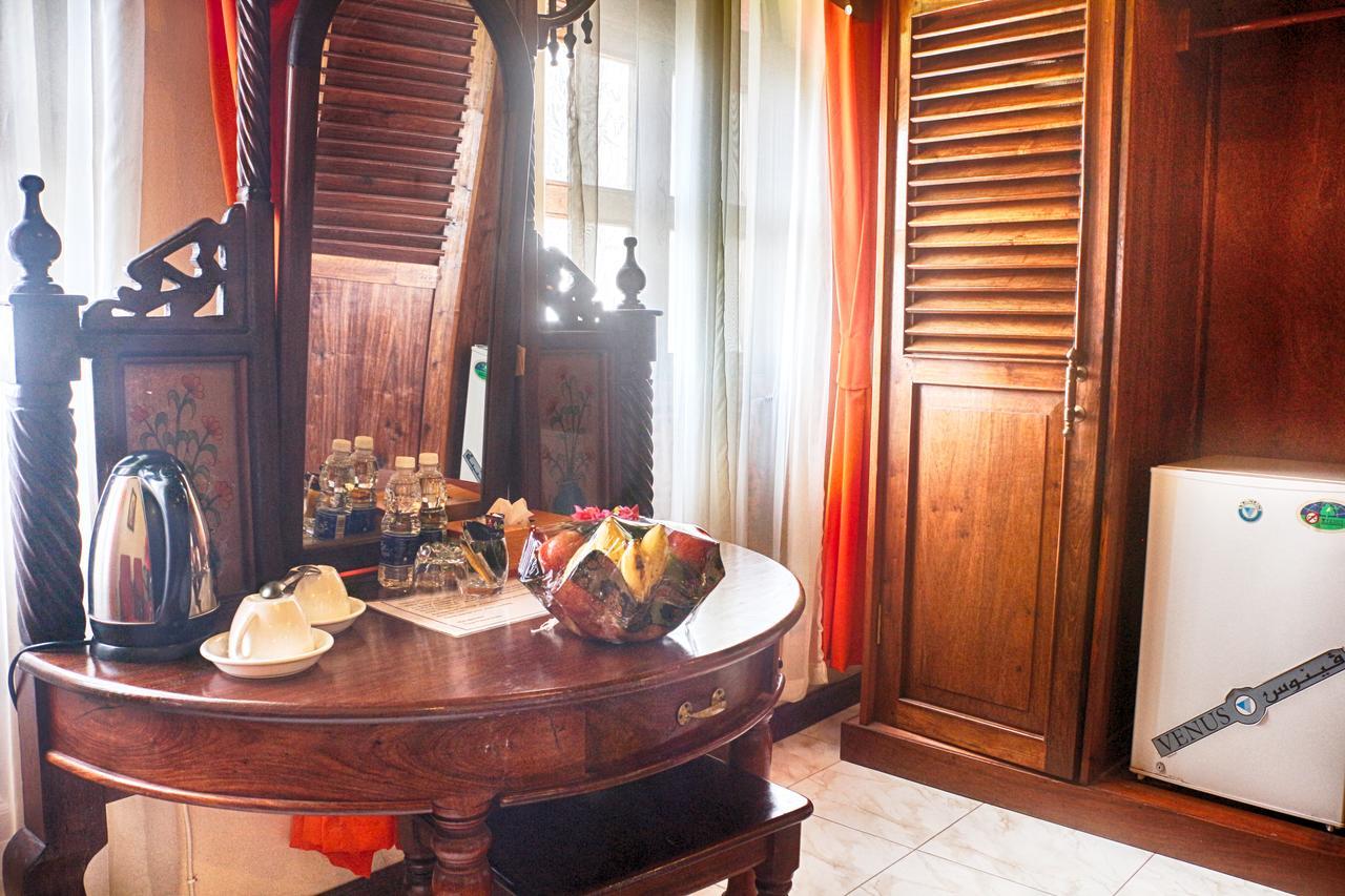 Tausi Palace Hotel Zanzibar Buitenkant foto
